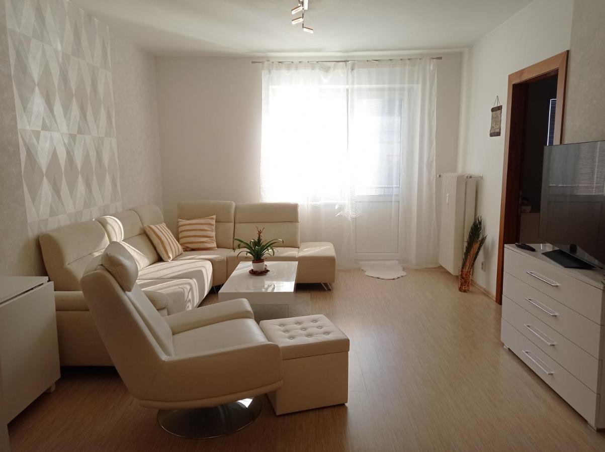 Amazing Flat In Old Town With Large Balcony Διαμέρισμα Μπρατισλάβα Εξωτερικό φωτογραφία