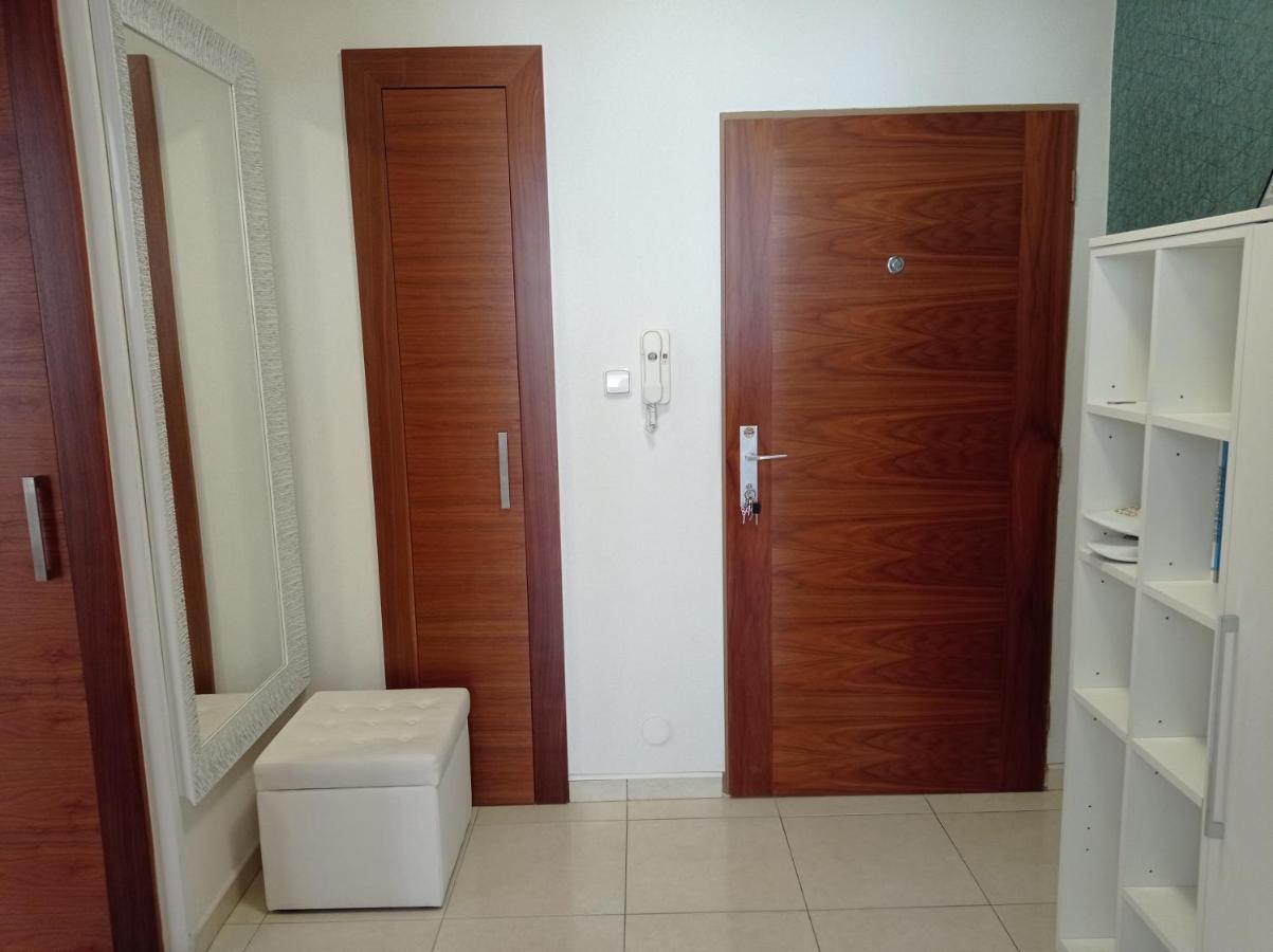 Amazing Flat In Old Town With Large Balcony Διαμέρισμα Μπρατισλάβα Εξωτερικό φωτογραφία